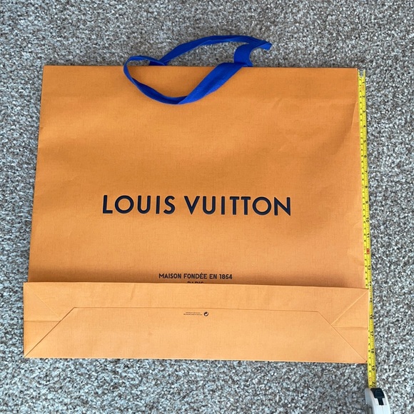 XLarge Louis Vuitton shopping / gift bag - Picture 2 of 4